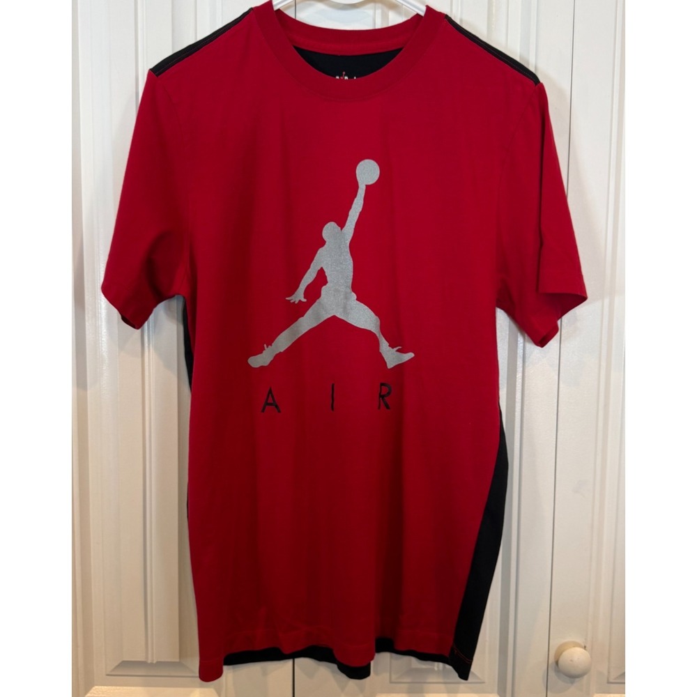 Jordan Air Jumpman Red Black Graphic T-Shirt Men's Small Short Sleeve Crew Neck
